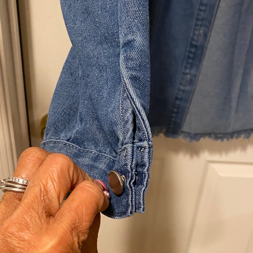 Denim Button-Up Jacket - Picture 4 of 7